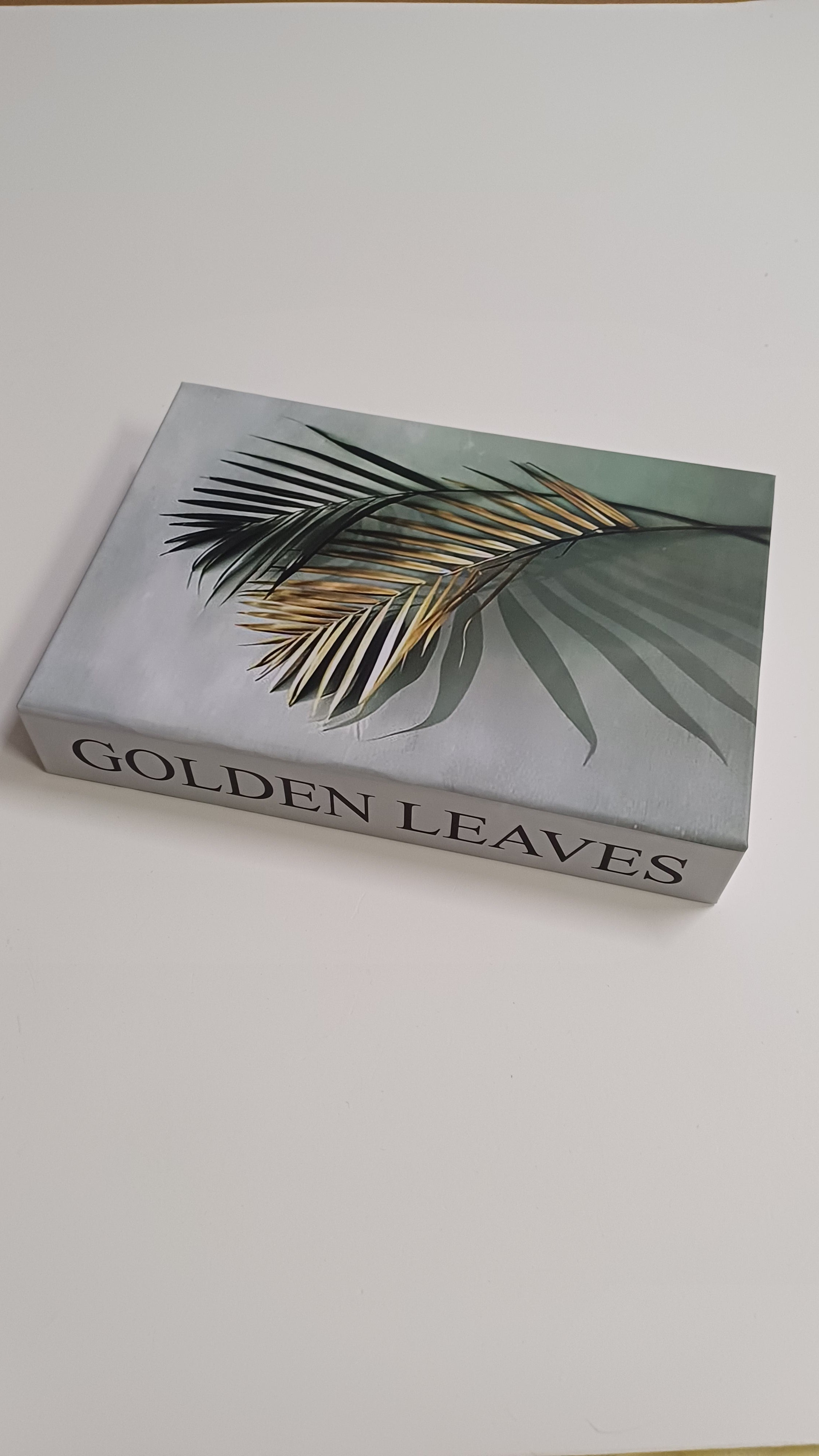 573 GOLDEN LEAVES dekoratif kitap kutusu