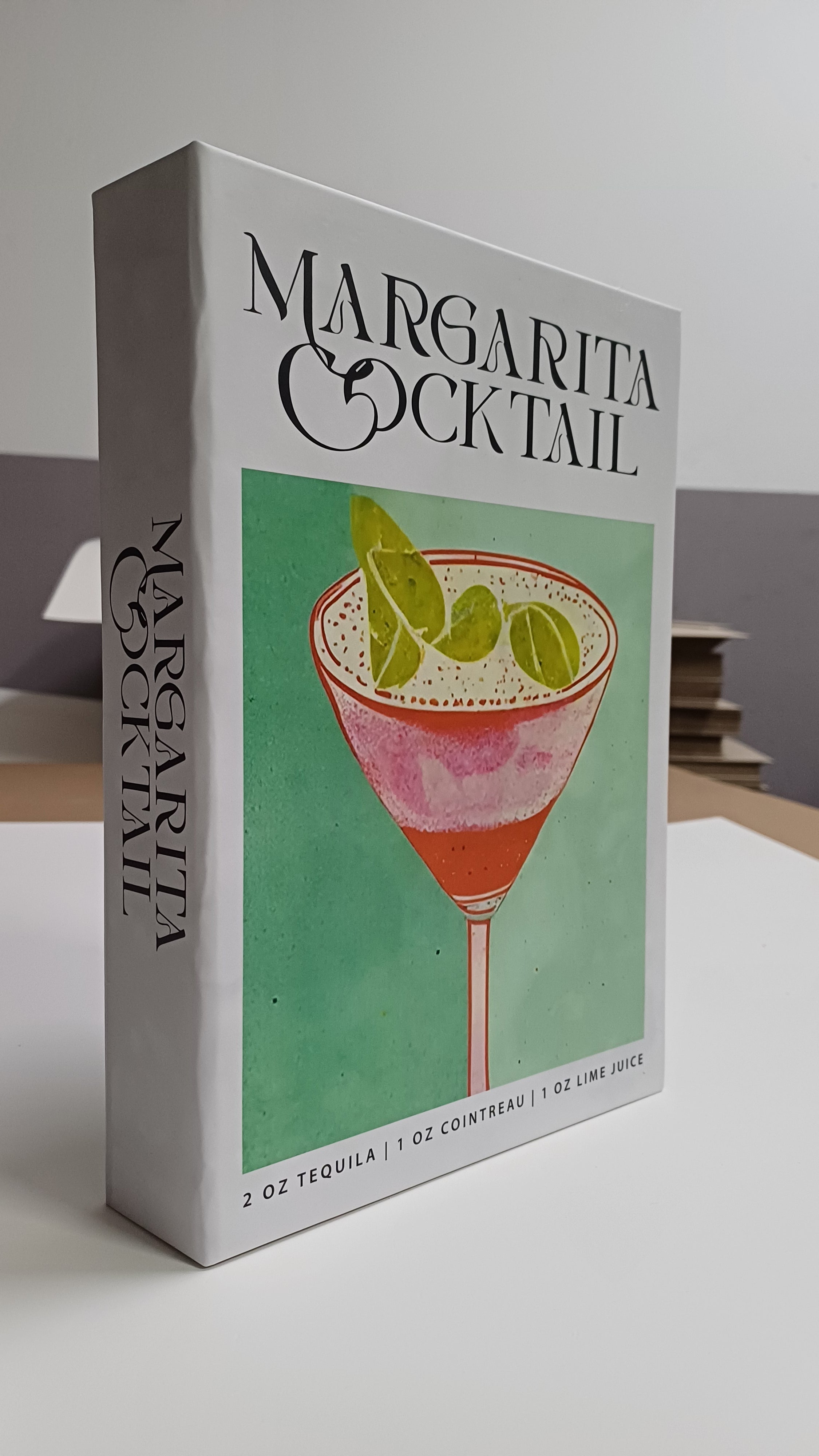 578 MARGARITA COCKTAIL dekoratif kitap kutusu