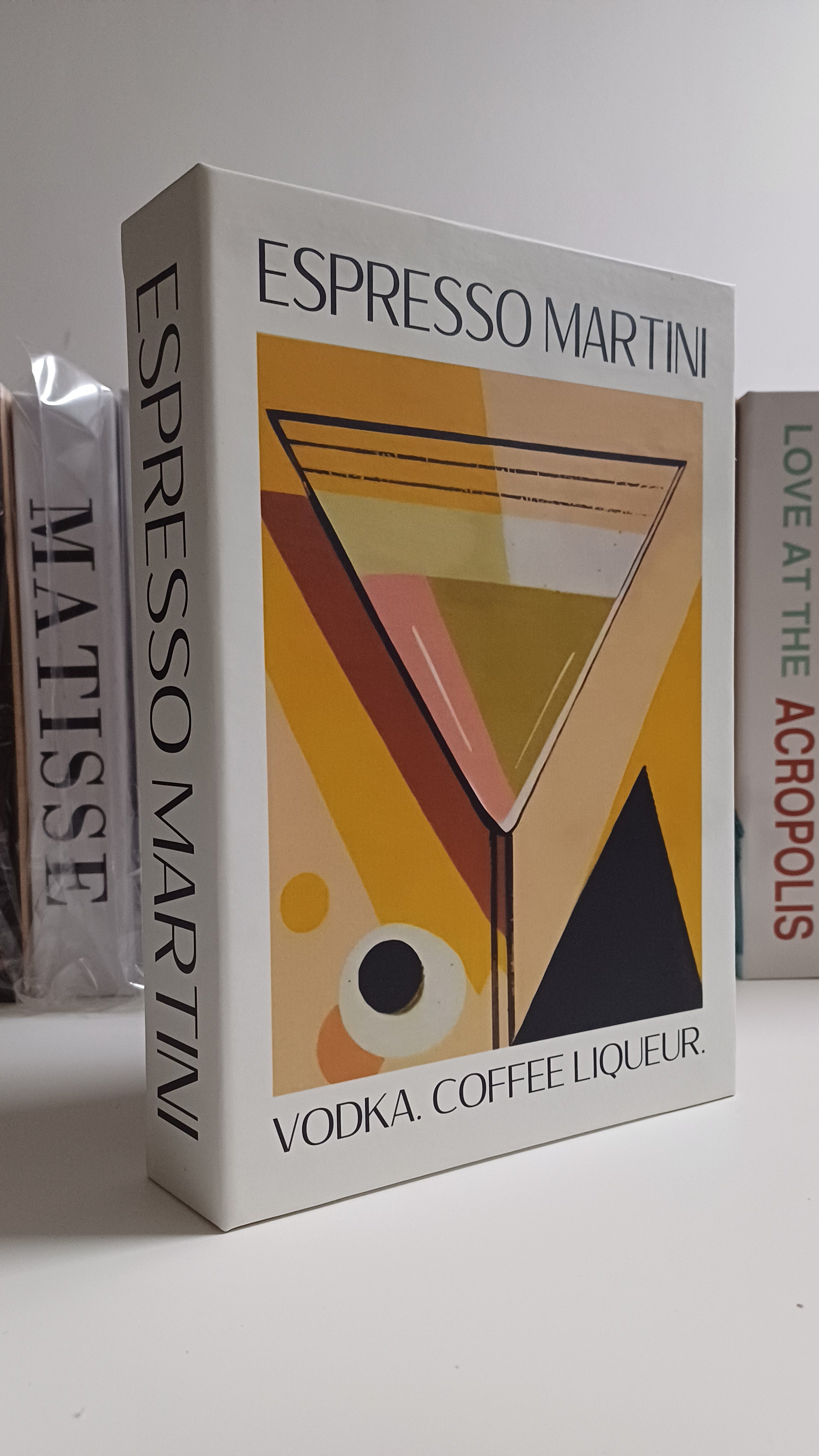 577 ESPRESSO MARTINI dekoratif kitap kutusu