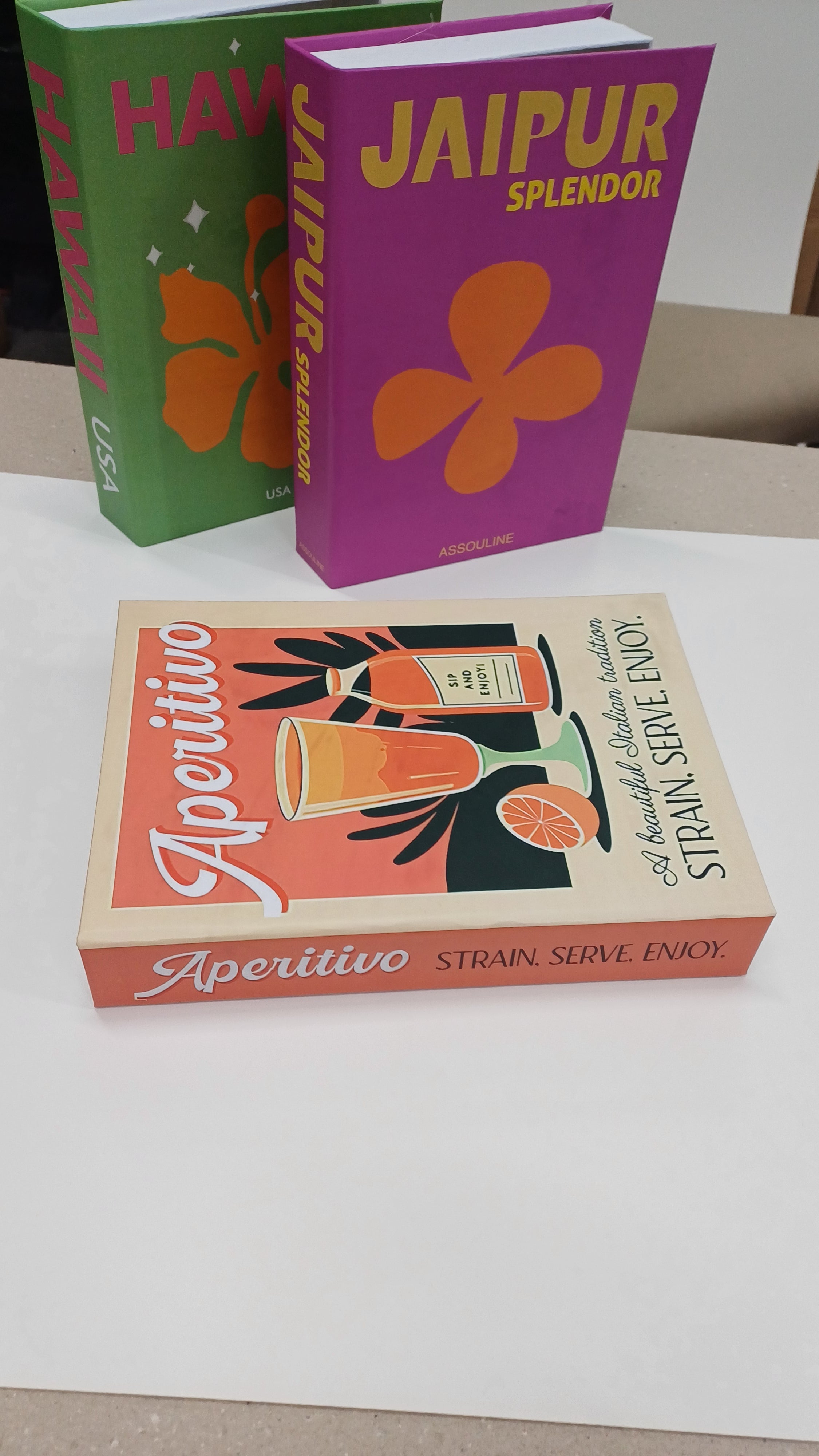 576 APERITIVO dekoratif kitap kutusu