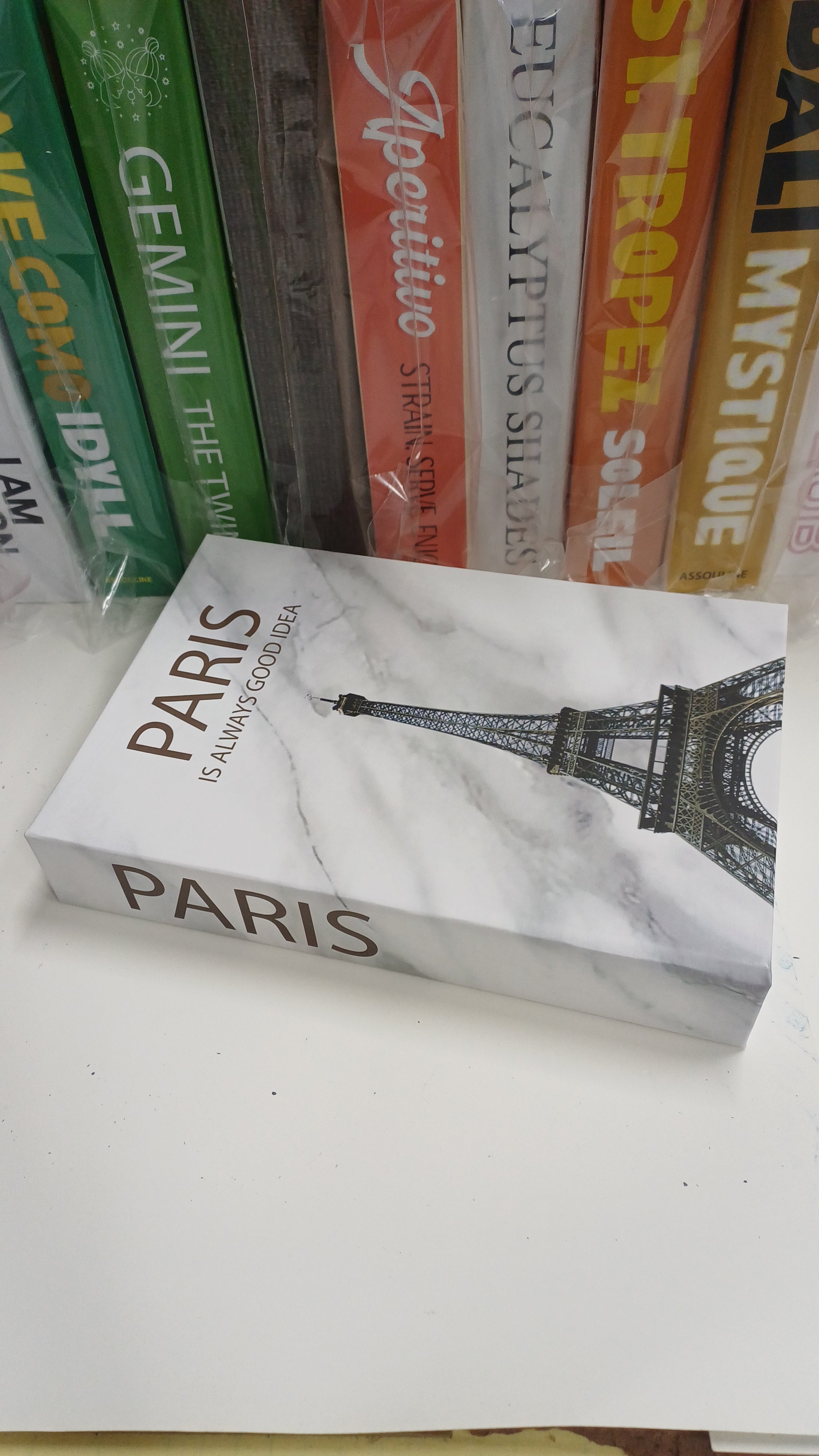 562 PARIS dekoratif kitap kutusu